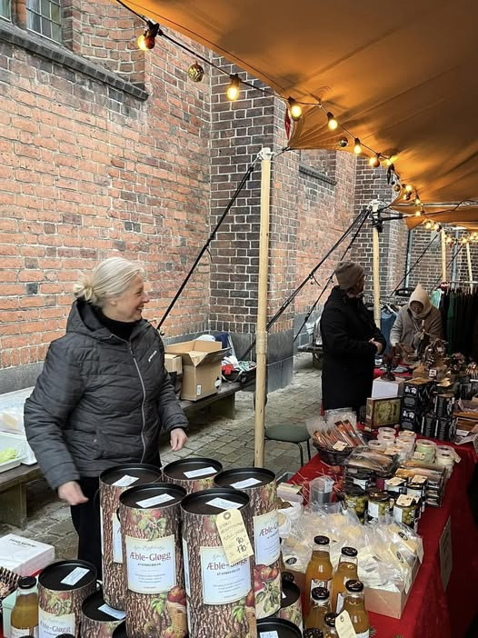 Rosengårdens Gårdbutik byder på delikatessesmagning på Operaens marked i morgen