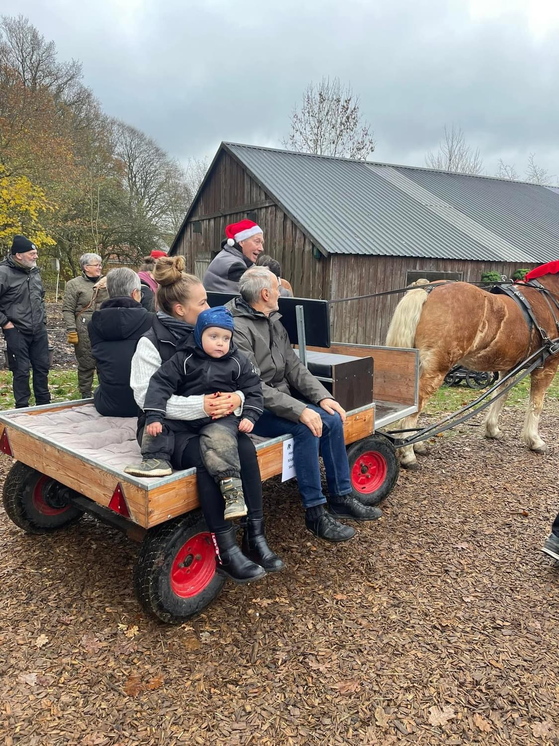 Oplev julestemningen på Munkegårdens årlige julemarked