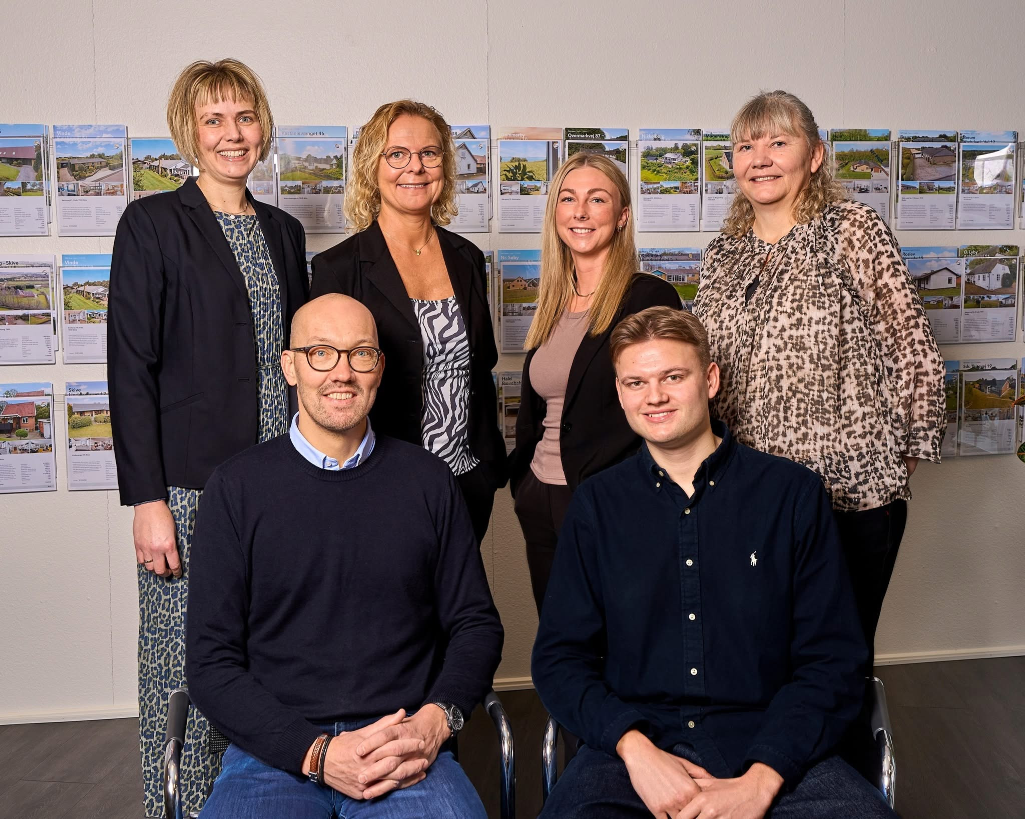 EDC Skive I/S præsenterer velindrettet etplansvilla i Glattrup med ideel beliggenhed for børnefamilier