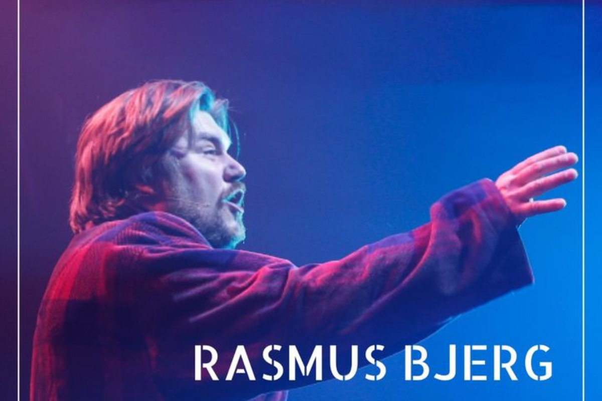Rasmus Bjerg gæster Pavillonen med nyt, musikalsk one-man show