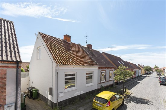 Kantedamsvejen 8 er til salg for kun 595.000 kr.: Se de billigste boliger til salg i Rønne her