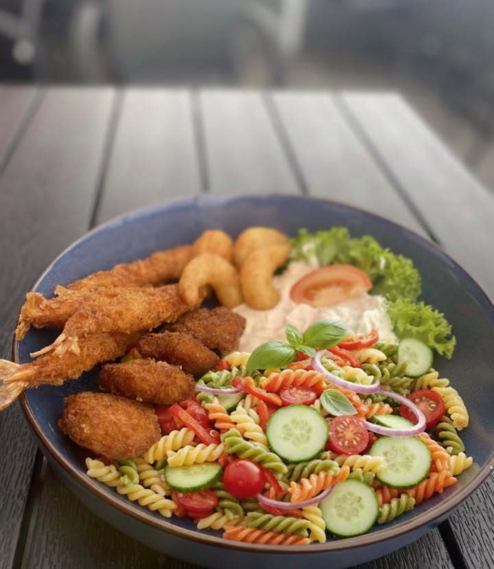 Havnens Fisk Øster Hurup introducerer fredagstilbud med lækre rejefristelser