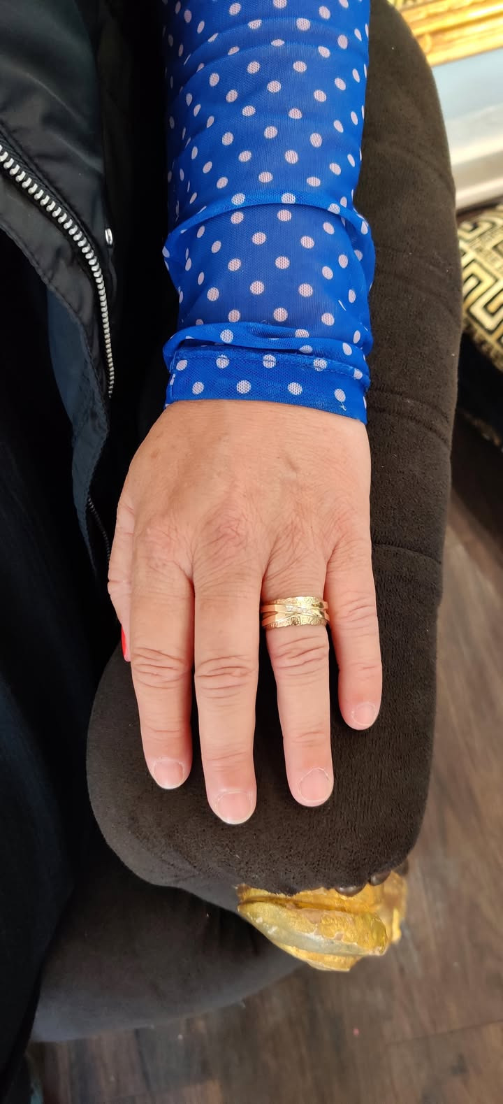 Smykkedesigner Helga Winther skaber mindeværdigt design af gamle vielsesringe