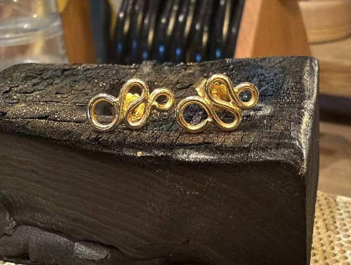 Guldsmed Lütken gør julegaveønsker lettere med håndlavede øreringe