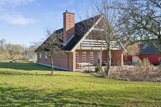 Lendrupvej 26 og 2 andre boliger er kommet til salg denne uge i Løgstør - se boligerne her.