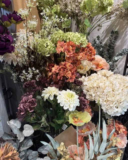 Fynbogården Blomster ApS tilbyder evighedsblomster stykvis eller som buket