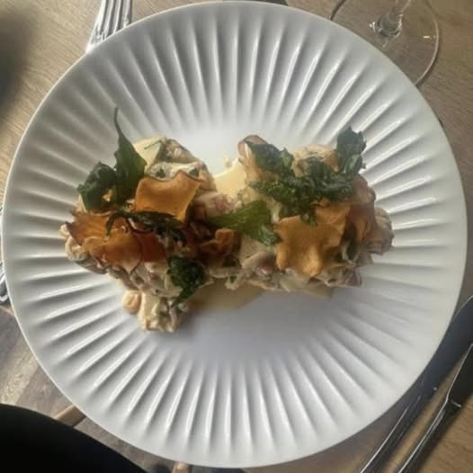 Den Hvide Hest Kolding inviterer til tirsdags tarteletter med Hopballe-kylling