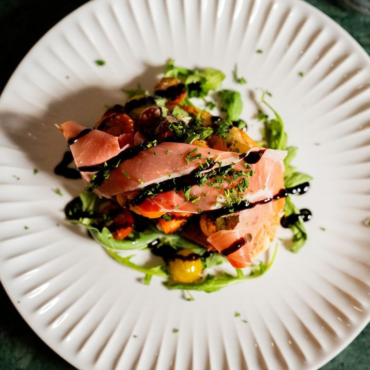 Restaurant Cooks: Husk at booke bord til weekenden eller bestil mad online