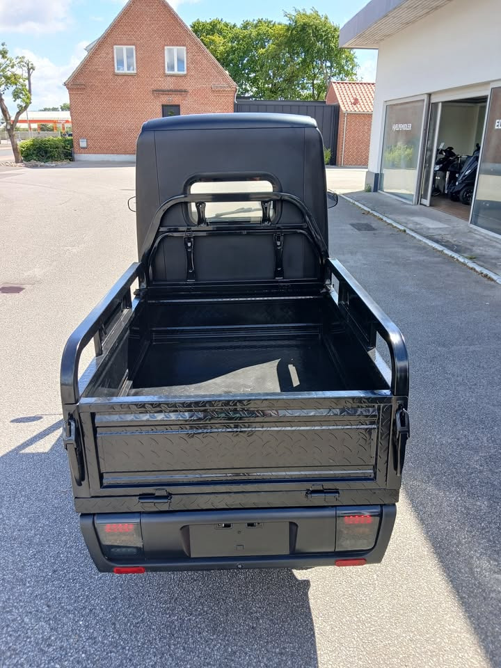 HV Care Hjælpemidler præsenterer Bach Cargo kabinescooter: En ny standard for bæredygtig transport