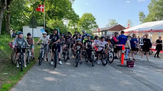 Lokalsamfundene i Herning træder i pedalerne til Lokaldysten 2025