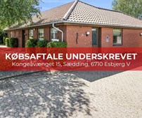 Købsaftale underskrevet på Kongeåvænget 15 hos RealMæglerne Esbjerg