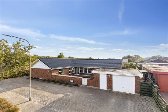 Dalbo 61 og 1 anden boliger er kommet til salg denne uge i Grindsted - se boligerne her.