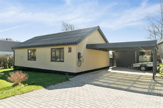 Stationsvej 8 er til salg for kun 990.000 kr.: Se de billigste boliger til salg i Holmegaard her