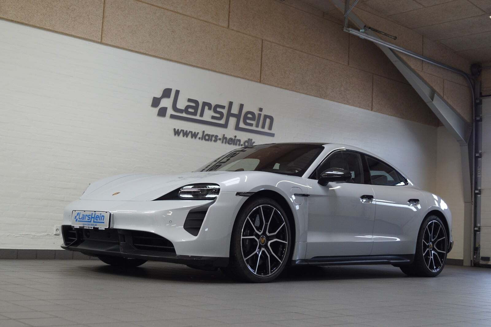 Pris op til 1.089.800 kr! Se de dyreste biler til salg i Ribe