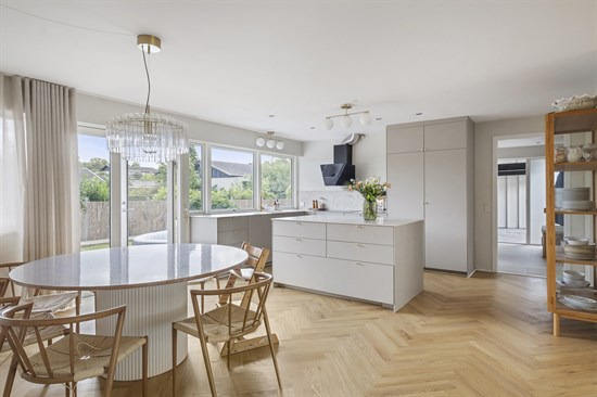 Maglegårdsvej 405 og 1 anden boliger er kommet til salg denne uge i Fredensborg - se boligerne her.