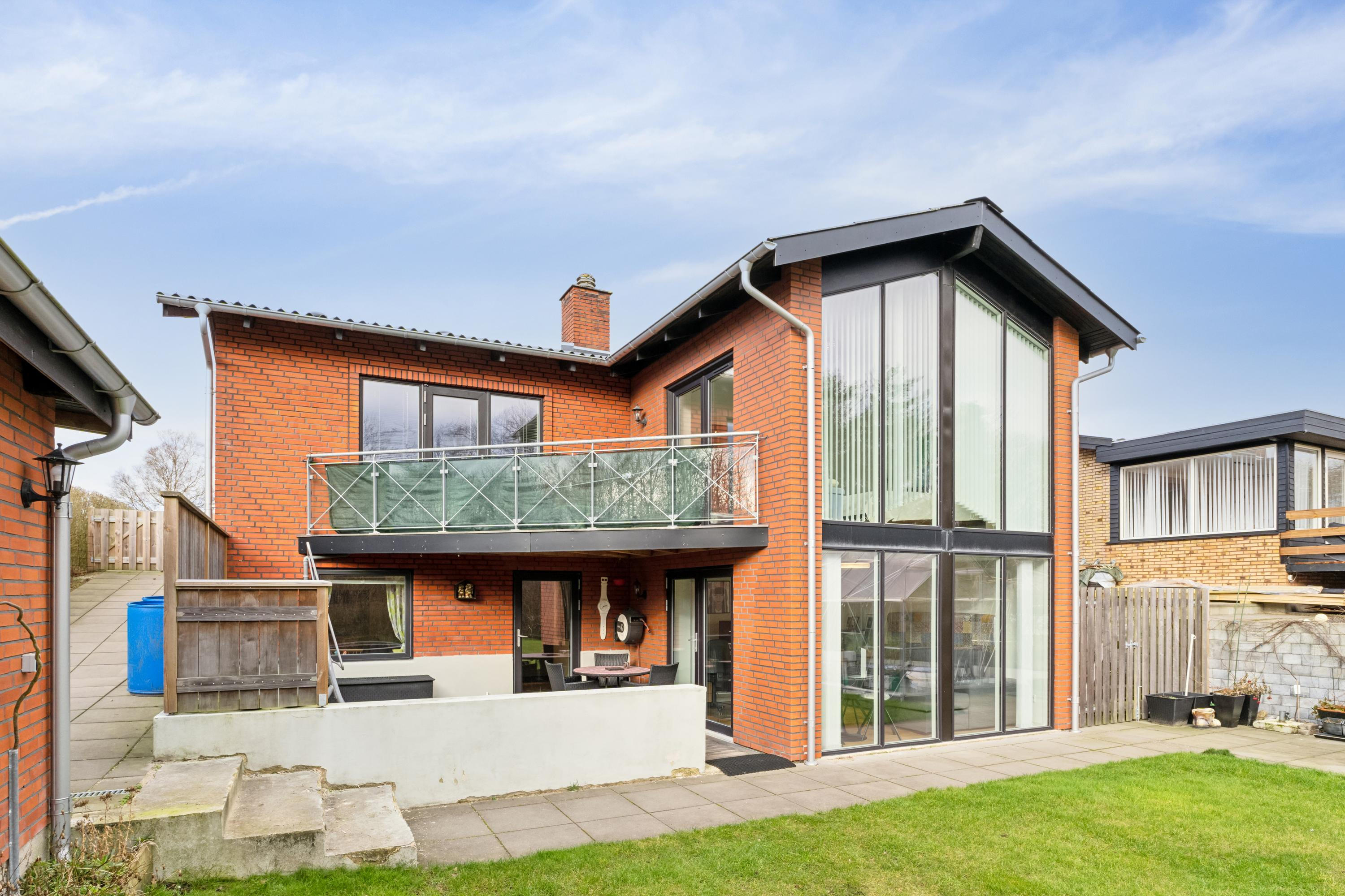 Til salg hos Realmæglerne Silkeborg v/Connie Halberg: Dejlig villa med gode rammer