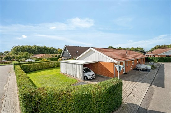 Pris sat ned med 200.000 kr. på Bakbjergvej 18