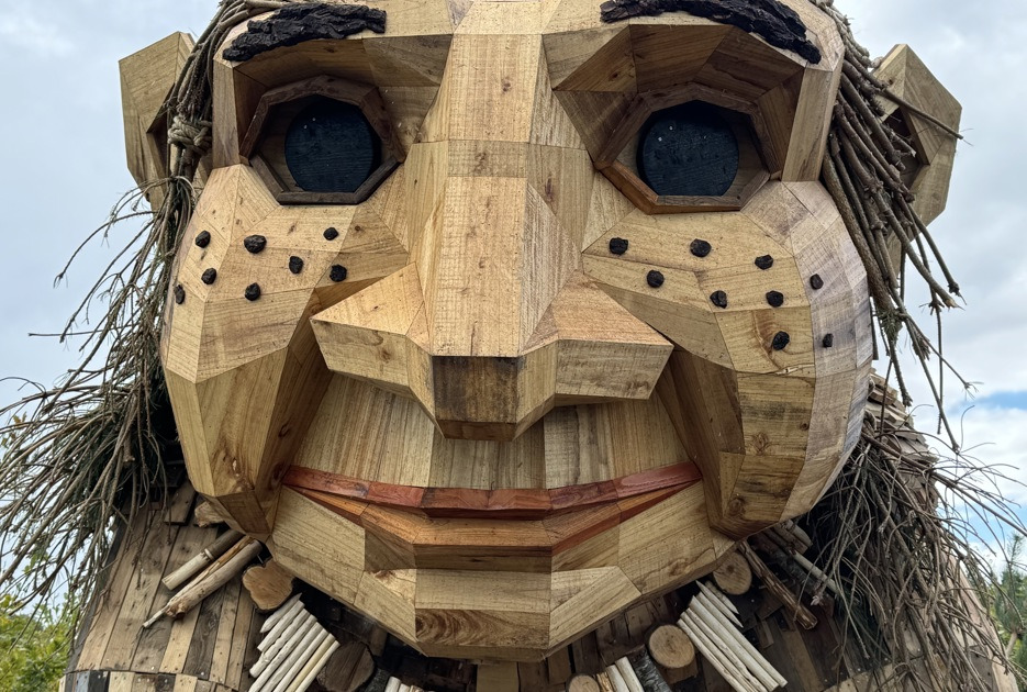 Ny troldestatue tilføjet til Skive Kommunes populære troldejagt