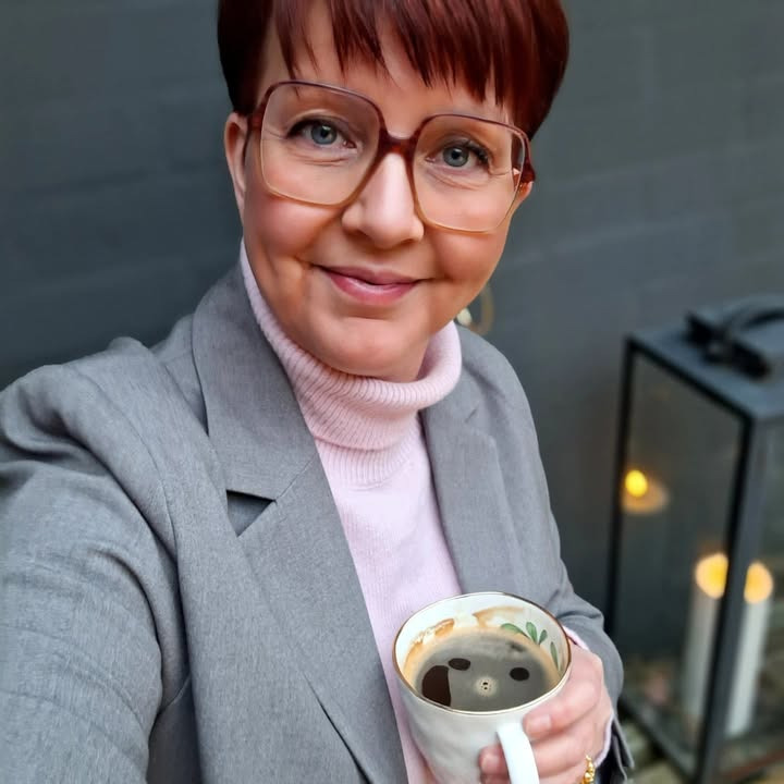 Julehandel og rabat hos Lux By Jakobsen i Struer i dag