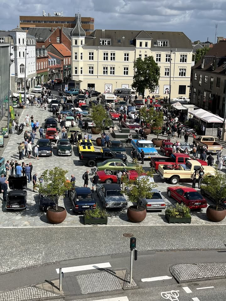 Veterantræf på Posthustorvet i Skive