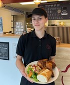 Kylling & Co tilbyder ovnstegt kylling til rabatpris mandag til onsdag