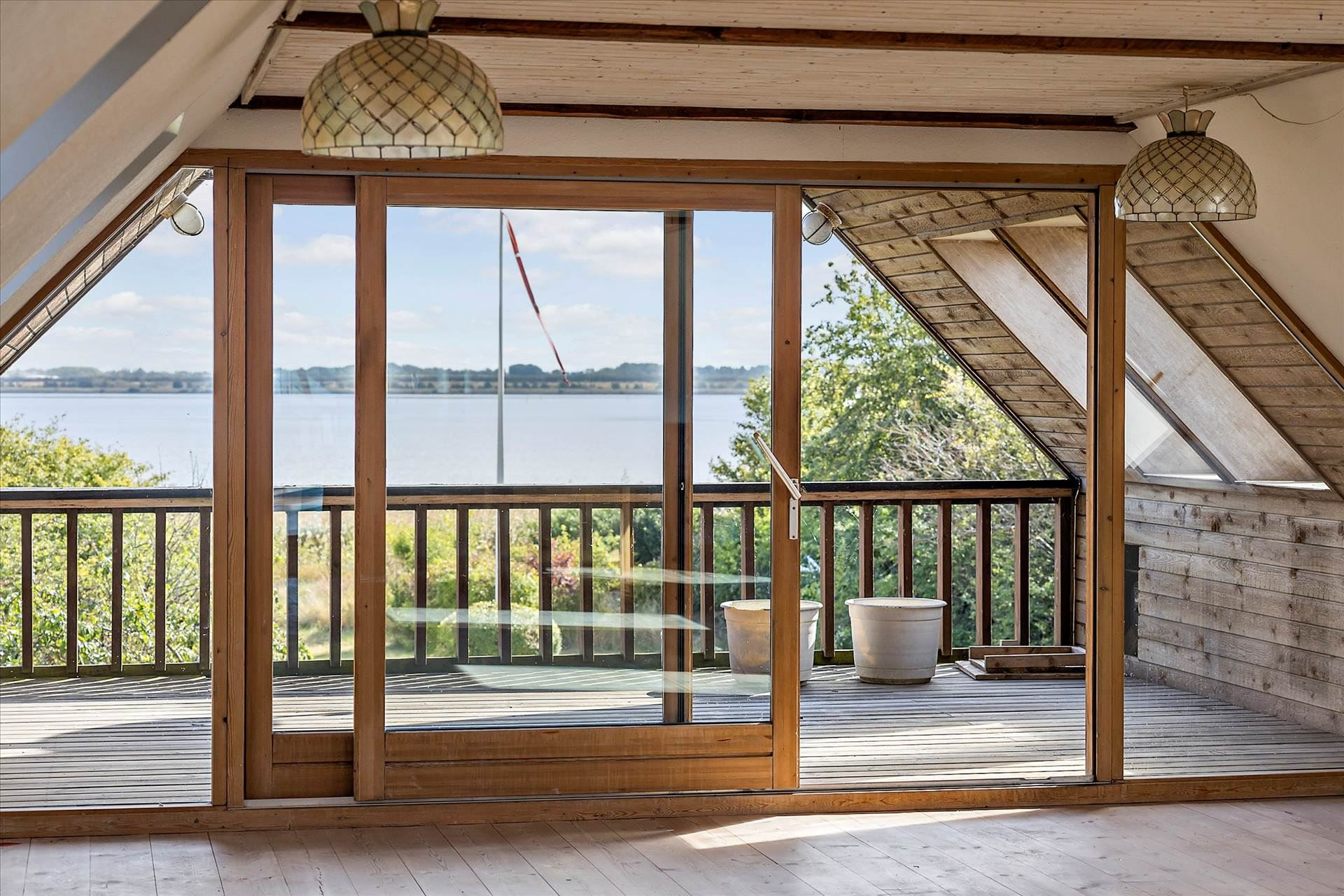 En ren boligdrøm på [m² på dyreste bolig] m² til 10,8  mio. kroner er nu komme til salg i Hvidovre: Se hvor de dyreste boliger til salg i Hvidovre er