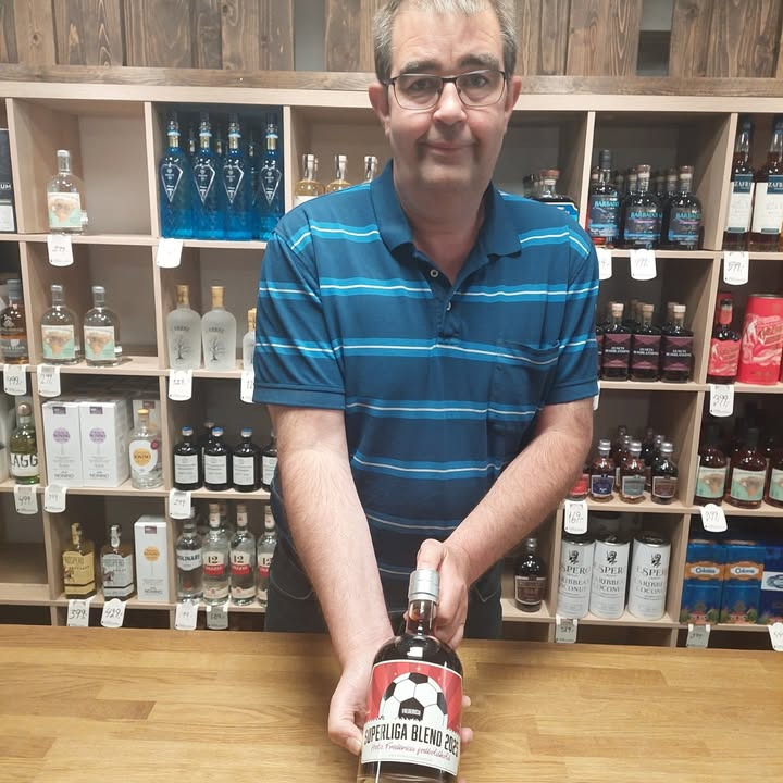 Fredericia Vinhandel fejrer F.C. Fredericias oprykning med speciel rom