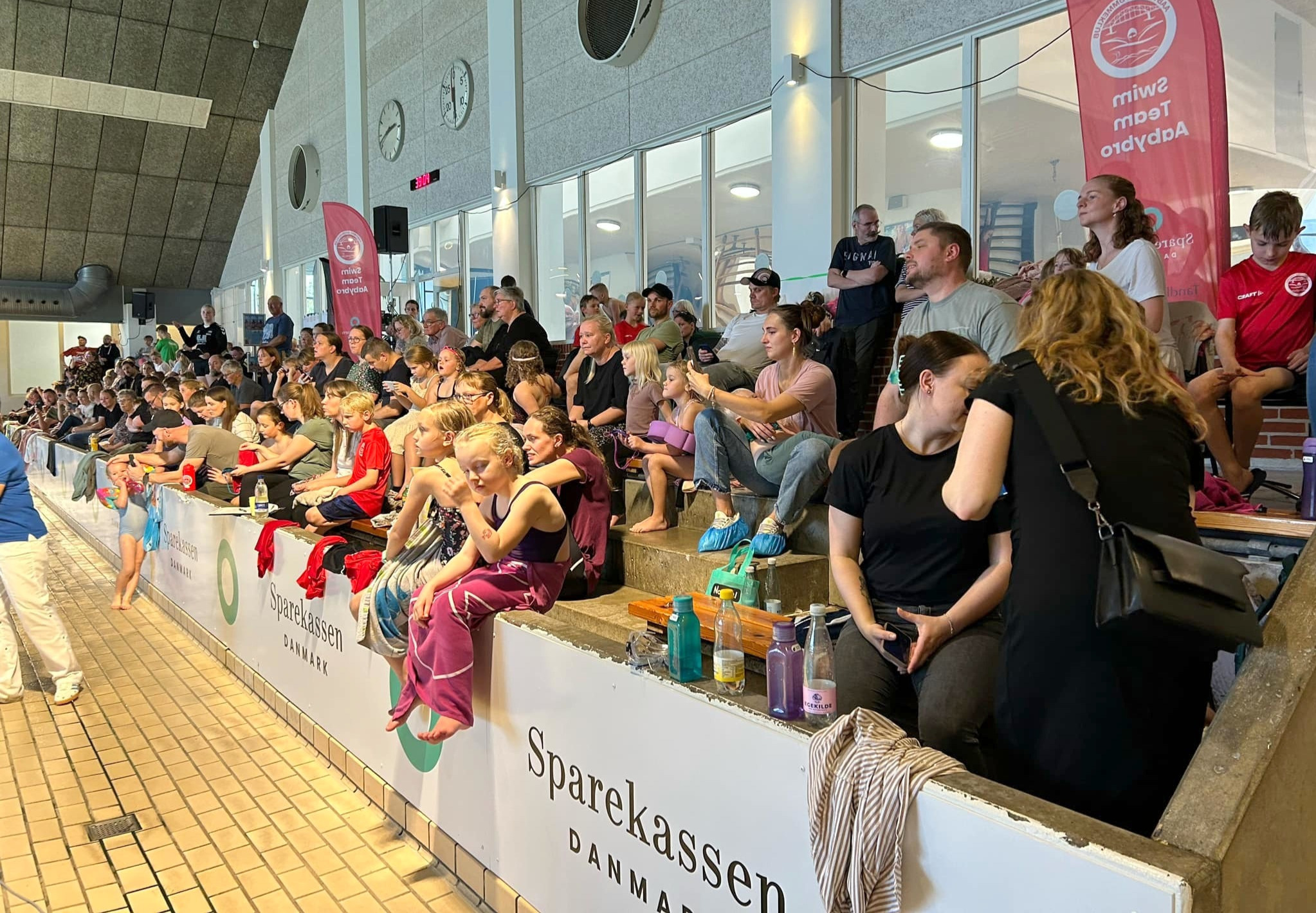 Aabybro Svømmeklub afholdt sæsonens første Flipper Cup 2024