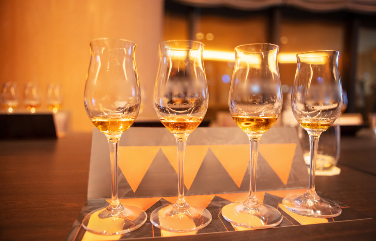 Spark julen i gang med en omgang romsmagning hos Pedersborg Vin