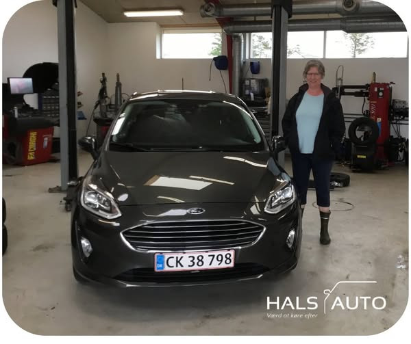 Hals Auto A/S ønsker Janni tillykke med købet af en Ford Fiesta fra 2018