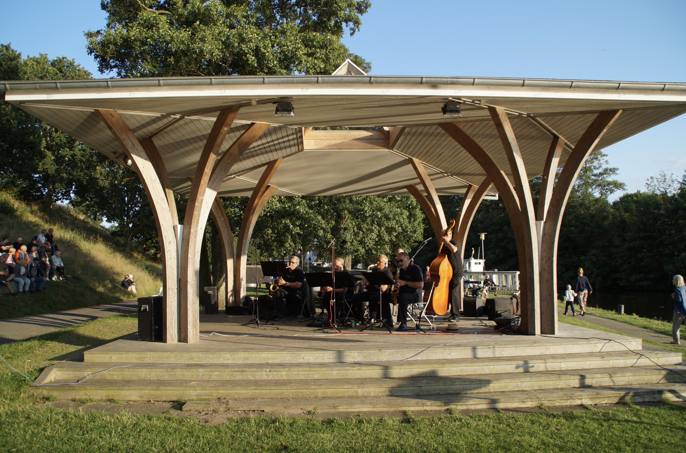 650 gæster til Saxofonernes klare toner