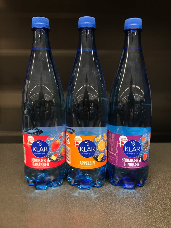 Min Købmand i Asp tilbyder klar vand 1L til 5 kr + pant via Facebook-bestilling