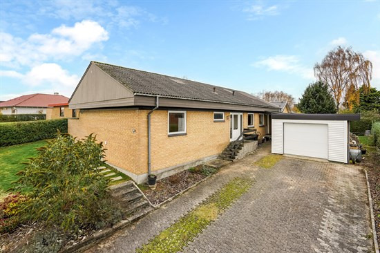 Erantisvej 6 og 1 anden boliger er kommet til salg denne uge i Rask Mølle - se boligerne her.