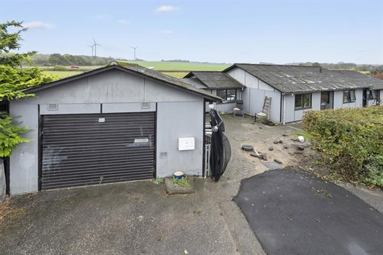 Møllevej 5 er til salg for kun 595.000 kr.: Se de billigste boliger til salg i Tørring her