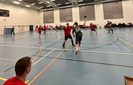 Endnu en magtdemonstration da Brønderslev viste klasseforskellen med storsejr
