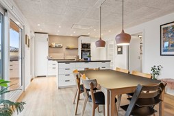 Prisjustering på indflytningsklart enderækkehus i Støvring