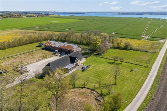 Knakkergårdsvej 18 og 7 andre boliger er kommet til salg denne uge i Snedsted - se boligerne her.
