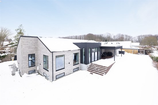 Egebjergvej 83 og 2 andre boliger er kommet til salg denne uge i Brabrand - se boligerne her.