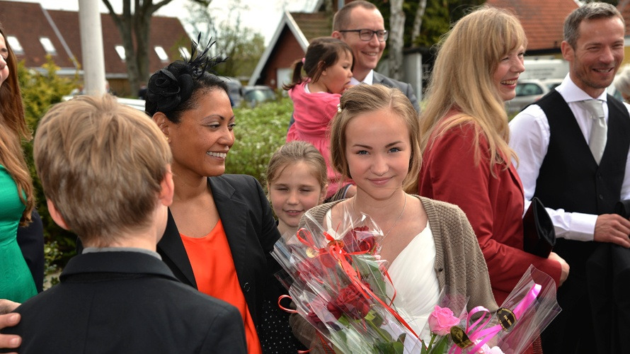 Holstebro Kommune gør det lettere for familier at finde konfirmationshjælp med ny samlet oversigt