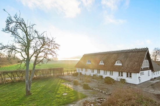 For 6.695.000 kr Tuehuse 9 - Se priserne på de dyreste boliger til salg i Karise