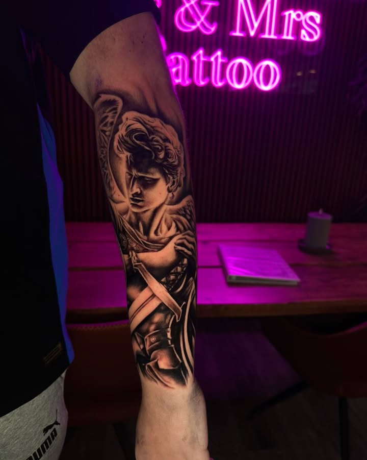 Mr. & Mrs. Tattoo fejrer Mads' imponerende udvikling og talentfulde tattoos