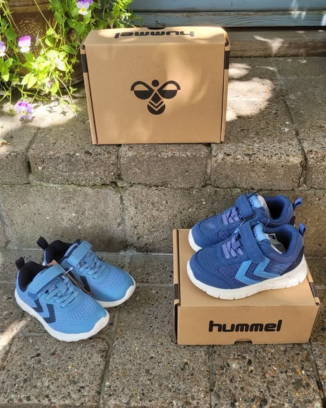 Børneshoppen Brønderslev tilbyder Hummel-sandaler med 40 procent rabat
