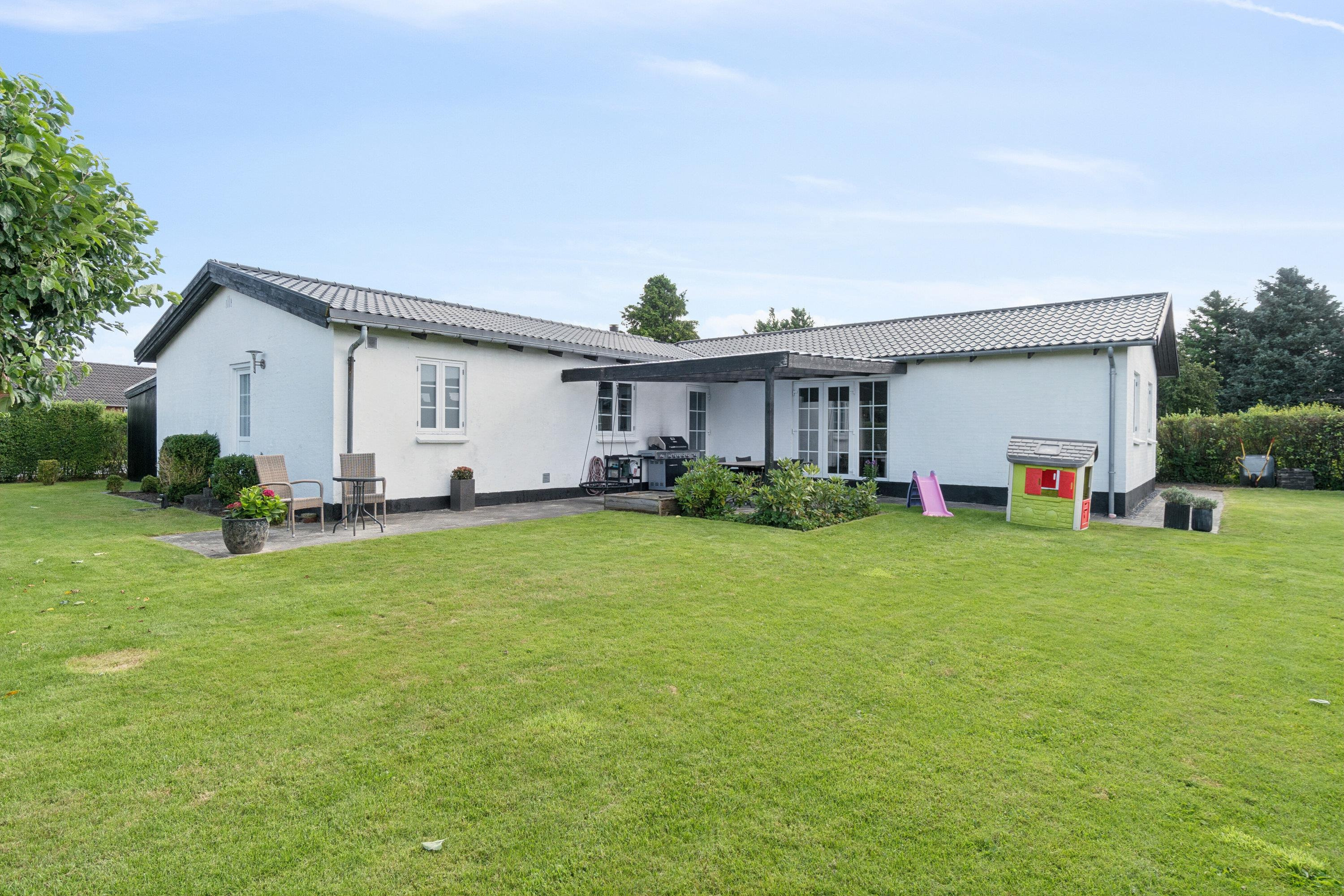 Til salg hos RCN Bolig Silkeborg: Indflytningsklar og yderst velindrettet bolig