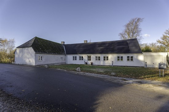 Vedtoftevej 4 og 1 anden boliger er kommet til salg denne uge i Glamsbjerg - se boligerne her.