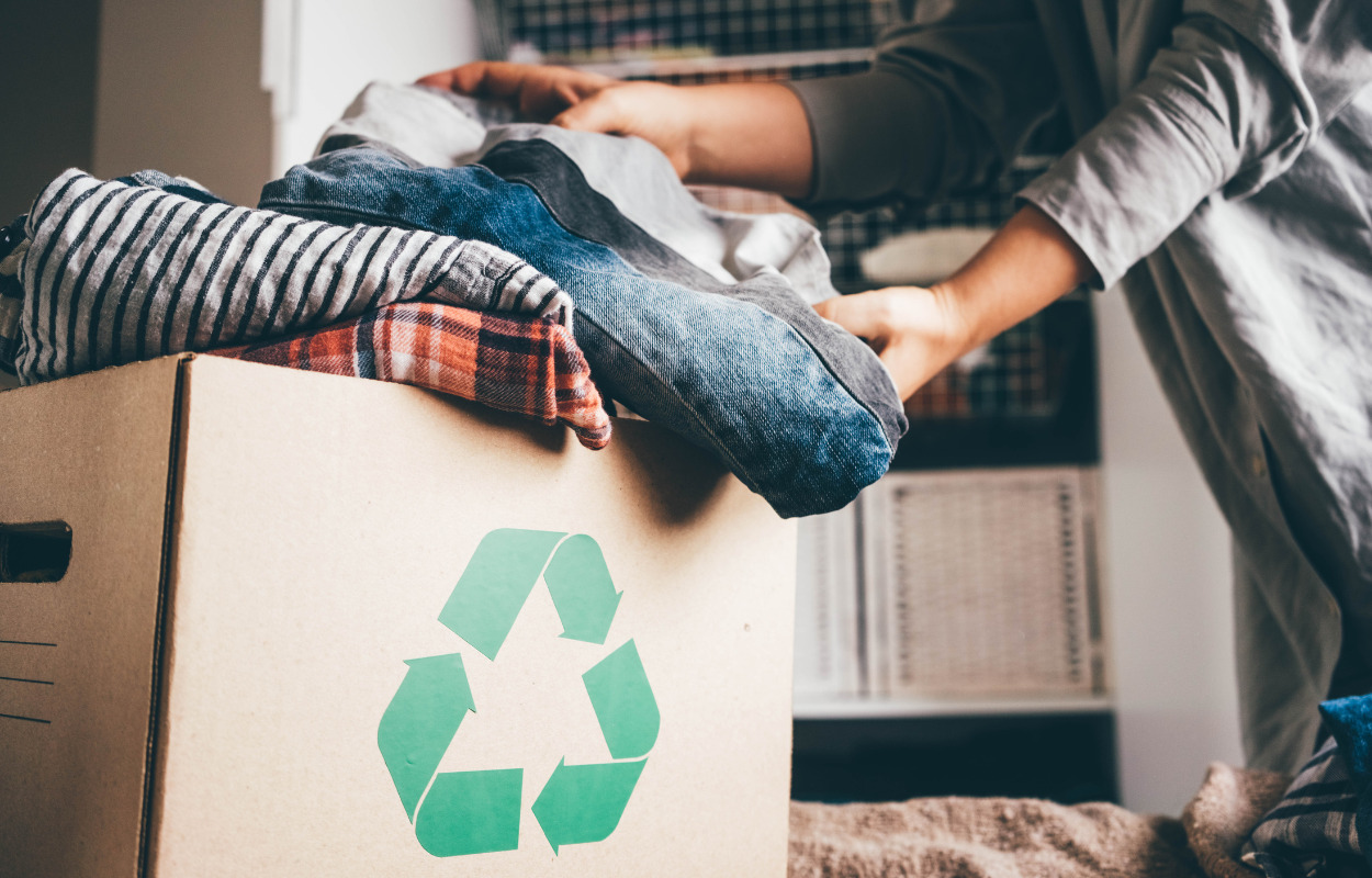 Byt til 'nyt' eller giv dit tøj nyt liv hos Ungdomsskolen Skives event: Fra NOT til HOT