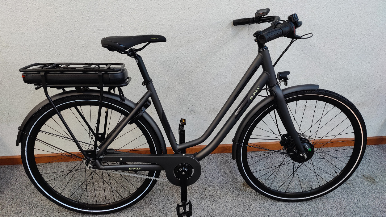 Specialisten lancerer tilbud på den stilfulde elcykel E-Fly VIA