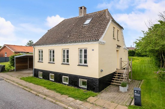 Nøvlingvej 121 og 1 anden boliger er kommet til salg denne uge i Gistrup - se boligerne her.