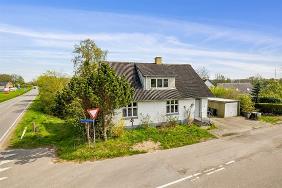 Vandmøllevej 1 er til salg for kun 349.000 kr.: Se de billigste boliger til salg i Kolind her