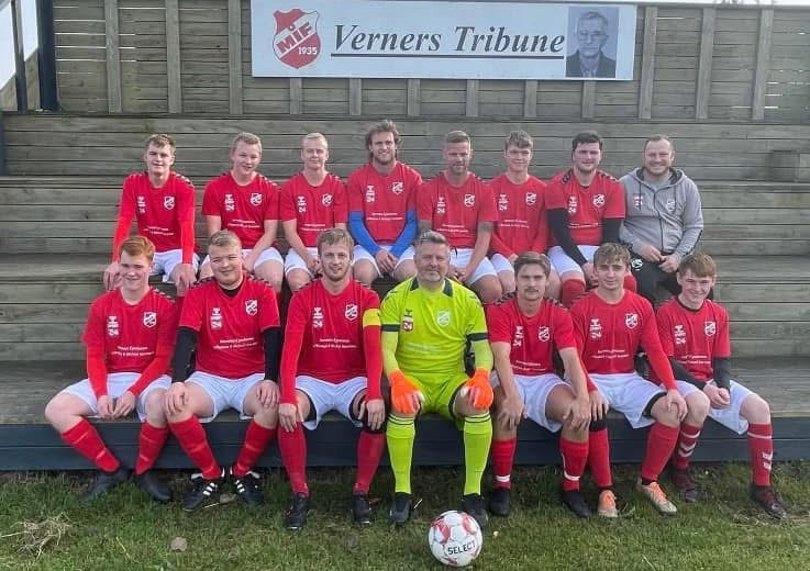 Femfoldige Stoumann skinner i Mou IFs storsejr over Bælum/Solbjerg