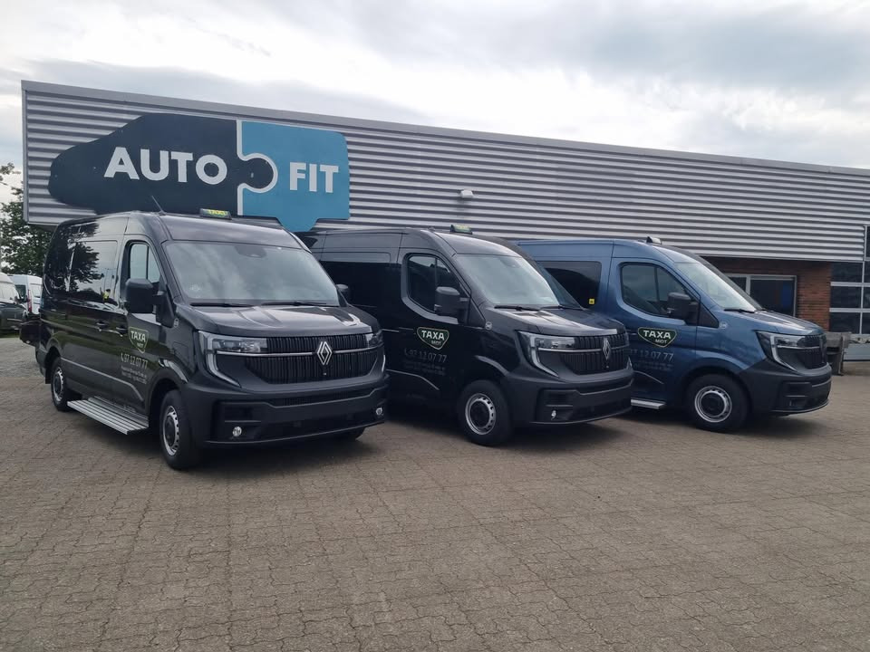 AutoFit A/S leverer nye el-minibusser til TaxaMidt
